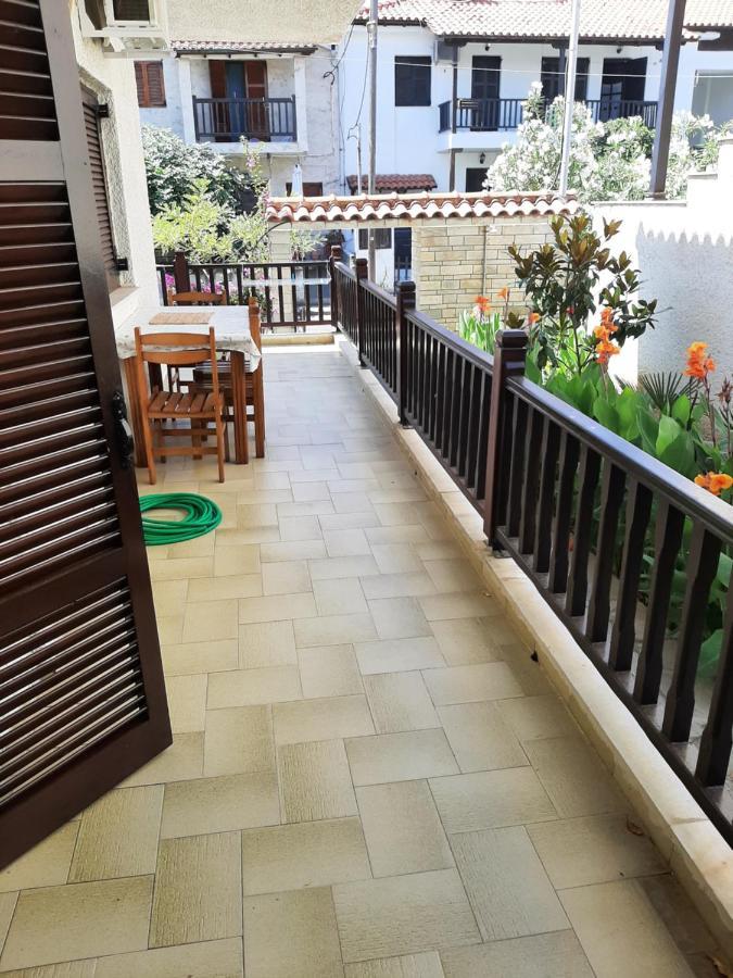 House Kosmas On The Beach Sarti Exterior photo