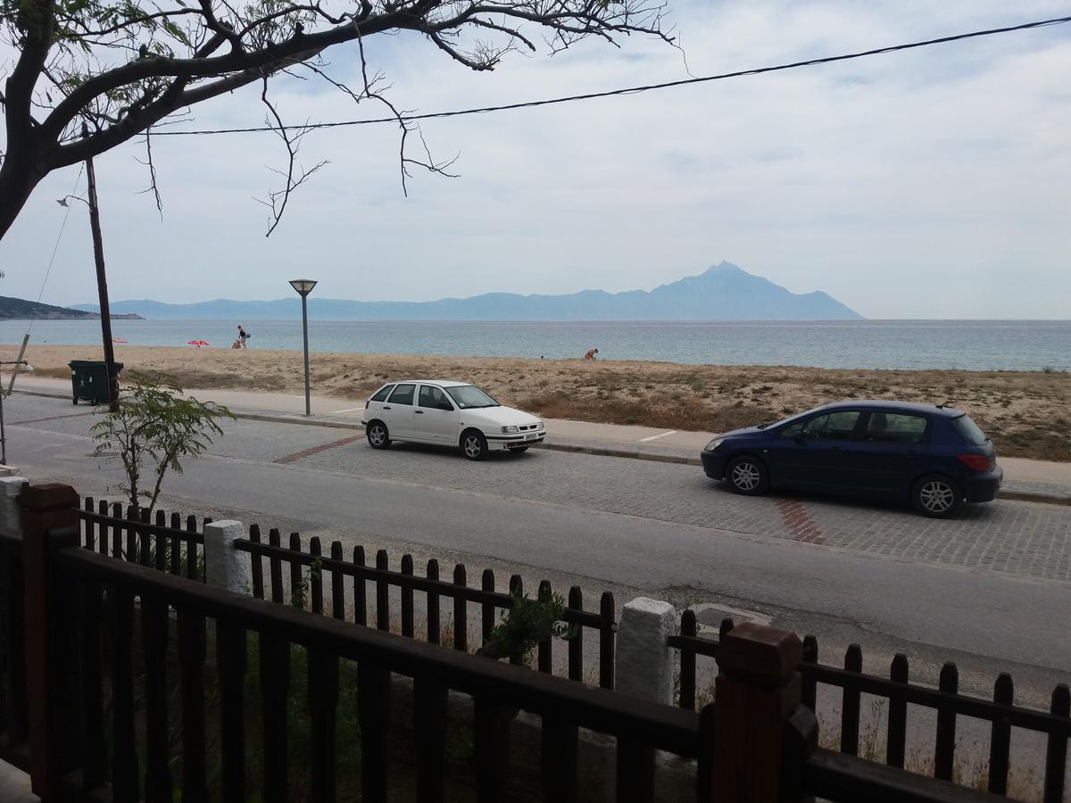 House Kosmas On The Beach Sarti Exterior photo