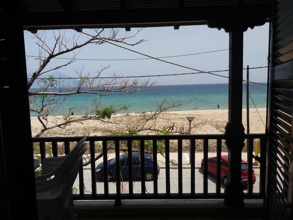 House Kosmas On The Beach Sarti Exterior photo