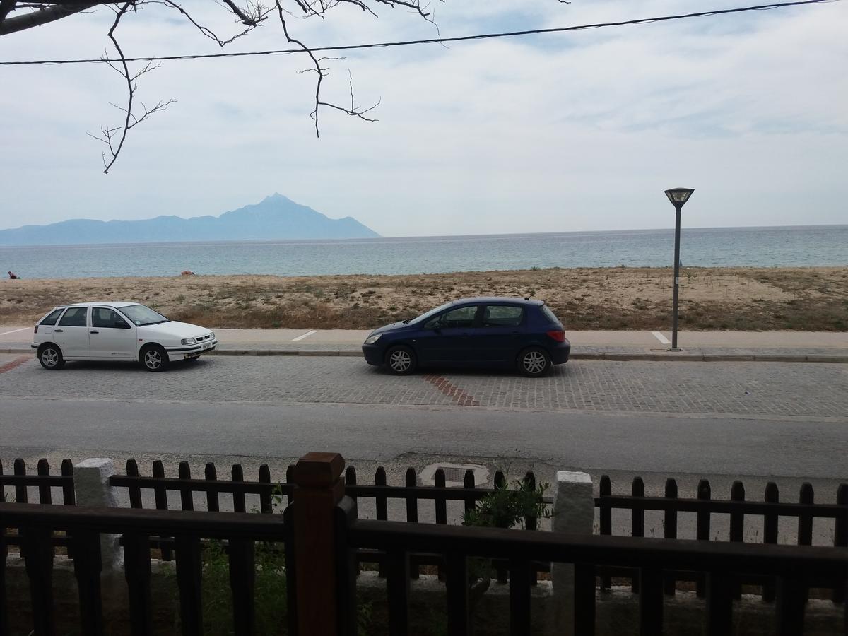 House Kosmas On The Beach Sarti Exterior photo