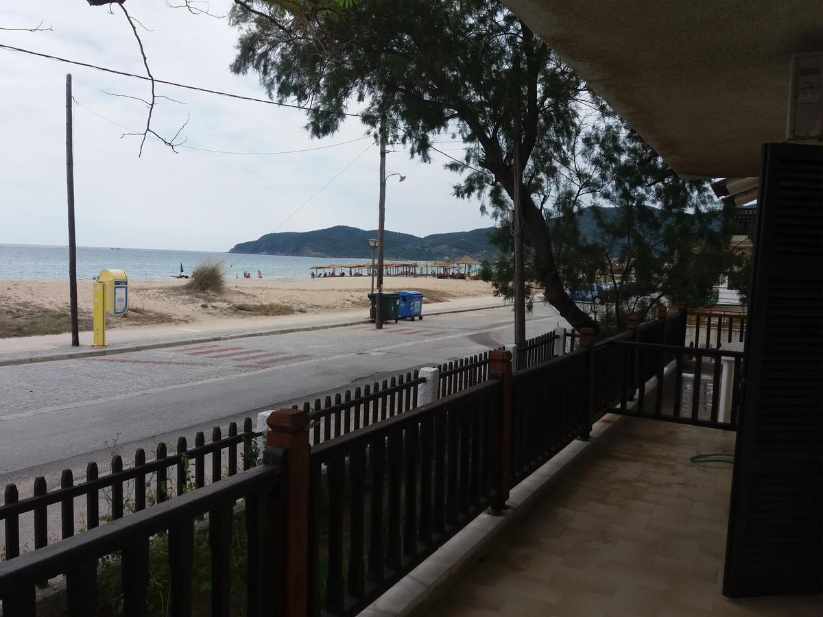 House Kosmas On The Beach Sarti Exterior photo